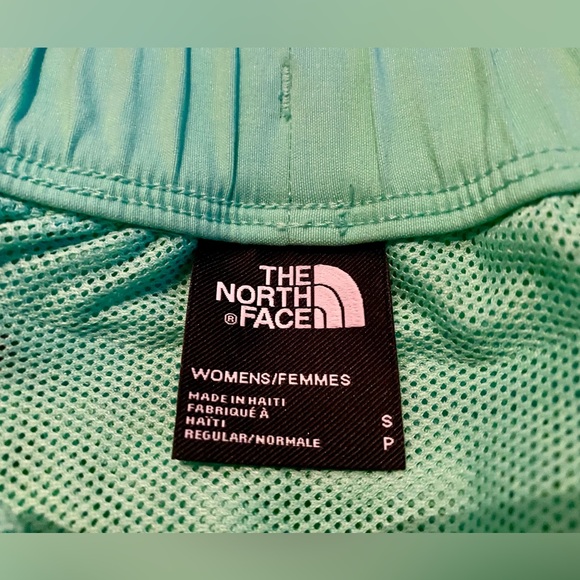 The North Face Women’s Class V Short - Picture 6 of 6